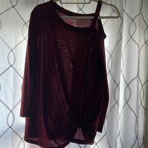 Burgundy women’s long sleeve with just shoulder strap on left shoulder